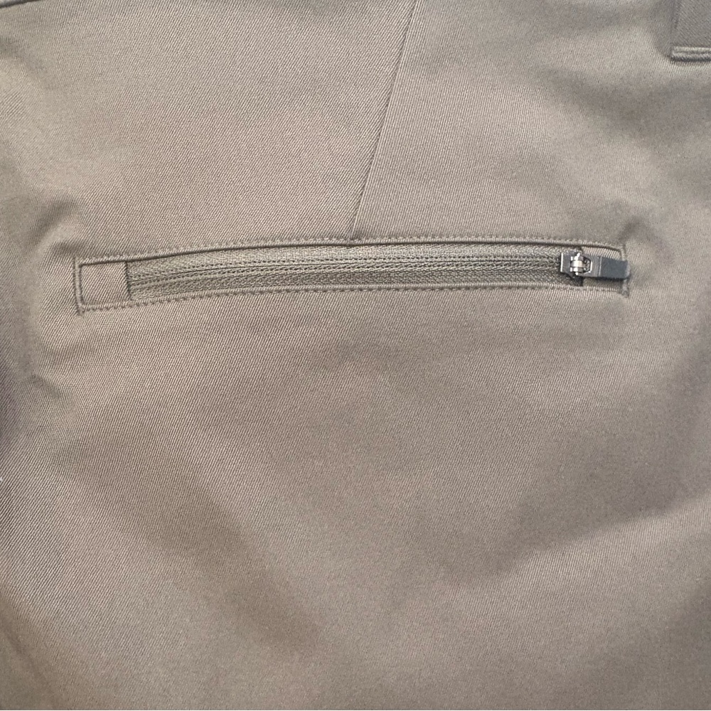 Vuori Men’s Cascade Tech Chino Pant Athletic Slim Fit 30” NWT - Picture 10 of 10